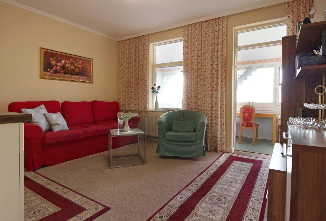 Villa Ostseelilie - Appartements Mit Balkon Und Meerblick 사스니츠 외부 사진