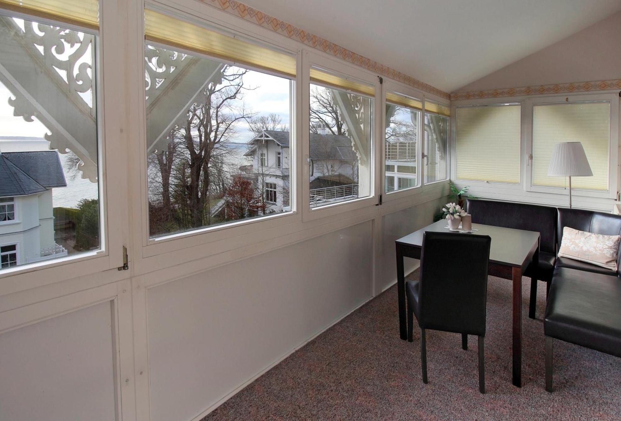 Villa Ostseelilie - Appartements Mit Balkon Und Meerblick 사스니츠 객실 사진