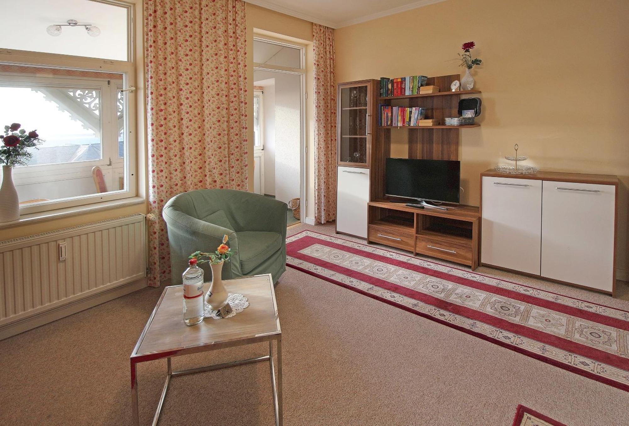 Villa Ostseelilie - Appartements Mit Balkon Und Meerblick 사스니츠 객실 사진