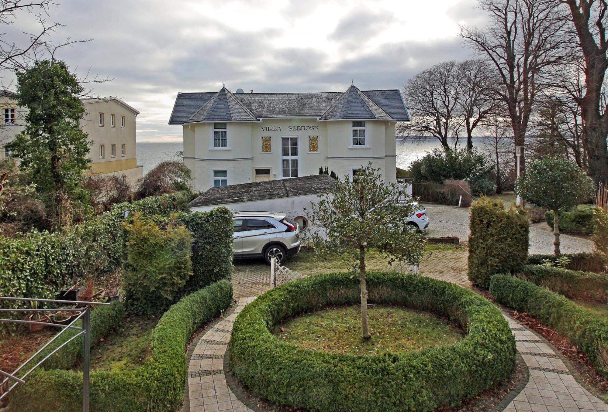 Villa Ostseelilie - Appartements Mit Balkon Und Meerblick 사스니츠 객실 사진